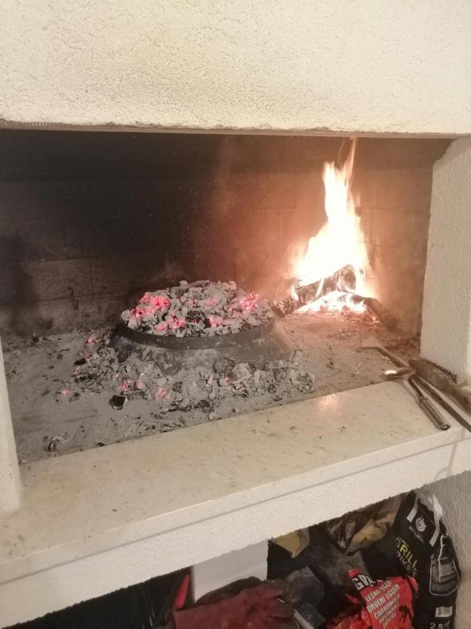 Appartement Tonina - House With Terrace, Jacuzzi, Free Parking à Split Extérieur photo