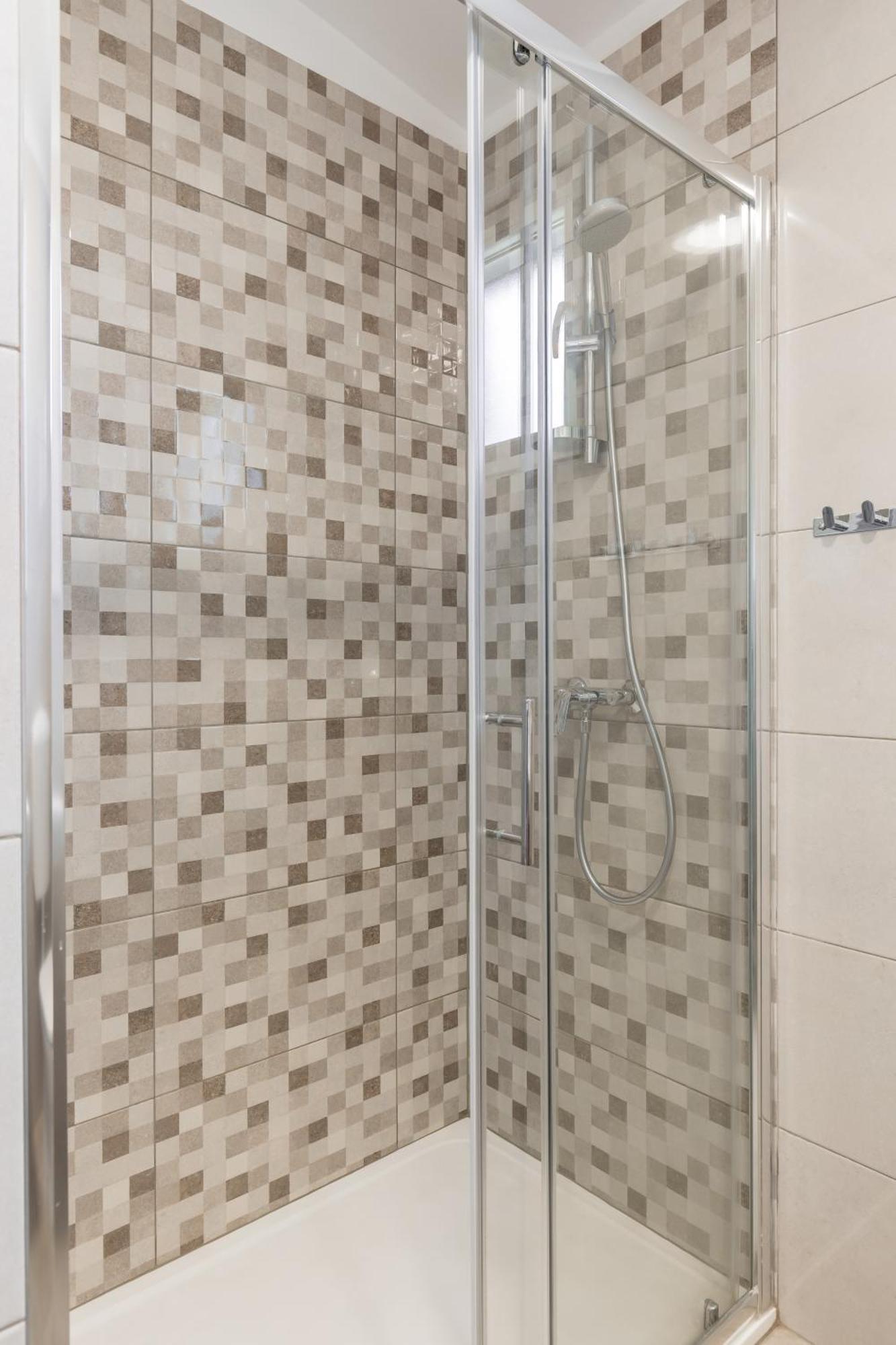 Appartement Tonina - House With Terrace, Jacuzzi, Free Parking à Split Extérieur photo